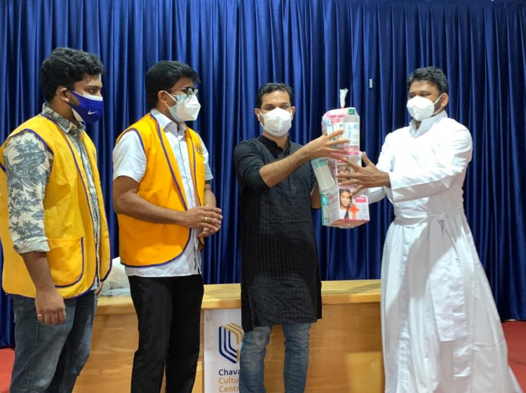 Lions Club of Cochin South distributed covid care materials to Asha workers