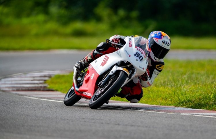 Double podium finishes for Honda’s Rajiv Sethu in INMRC Round 1.