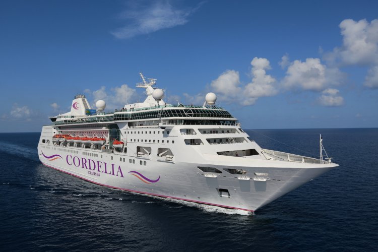 Luxury cruise from Mumbai reaching Kochi with 1,200 tourists