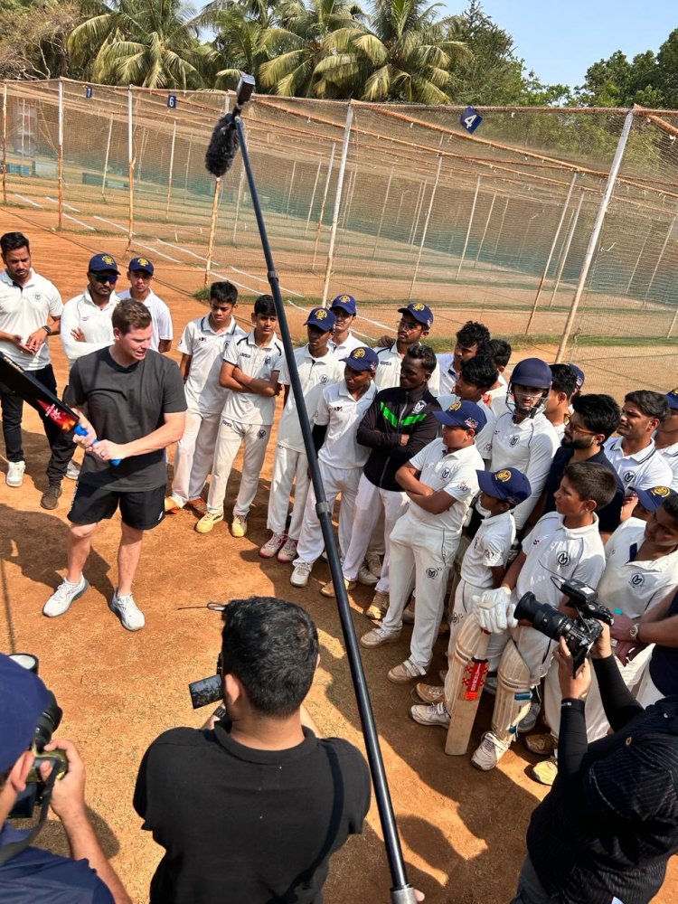 AAMCHI MUMBAI WELCOMES CRICKET LEGENDS STEVE SMITH AND STUART BROAD THANKS TO STAR SPORTS’ STAR NAHI FAR INITIATIVE